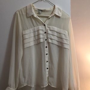 White long sleeve blouse